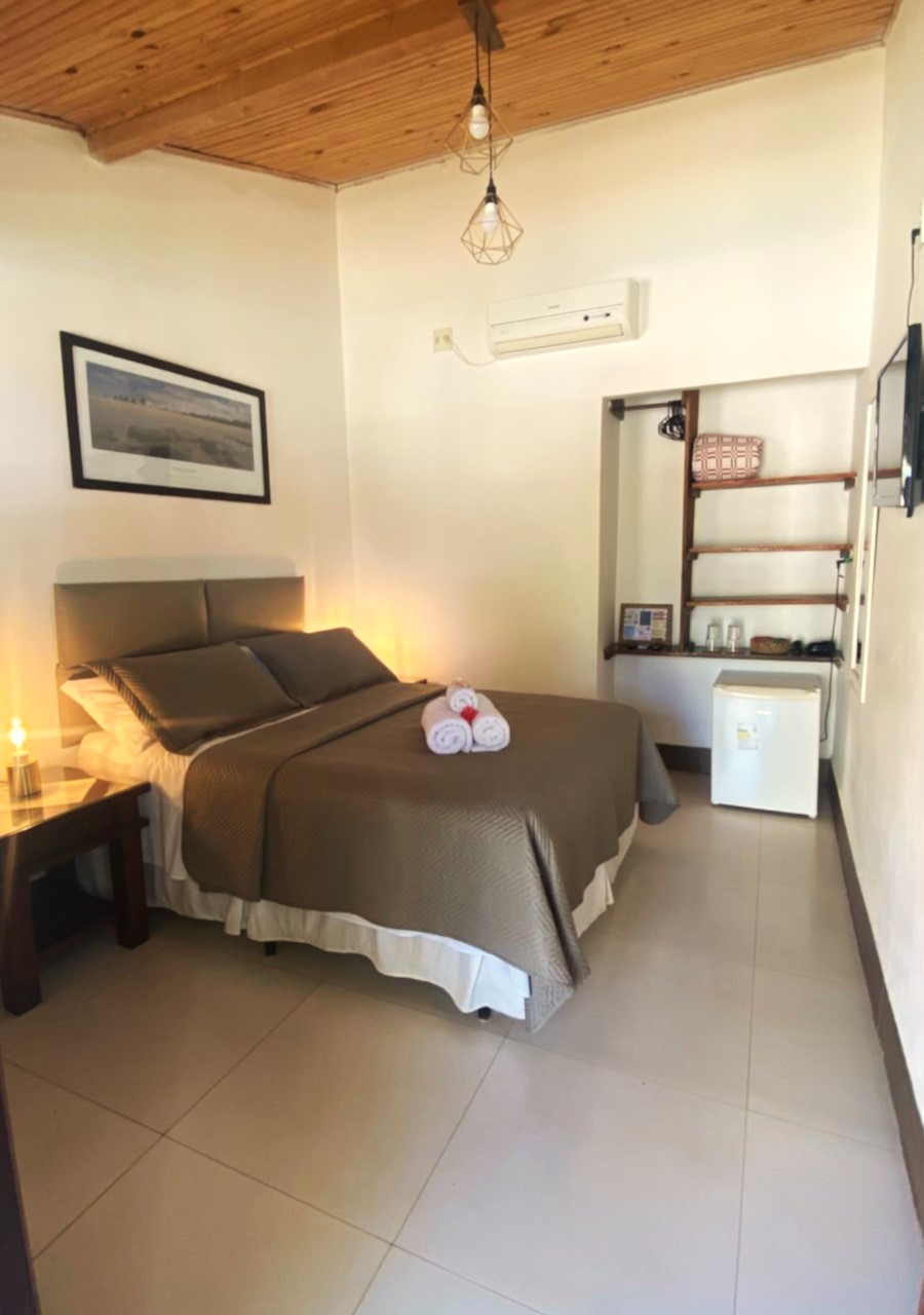 ROOM 7